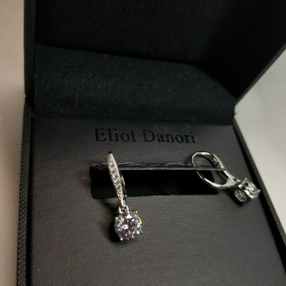 NWT Elliot Danori Drop Earrings